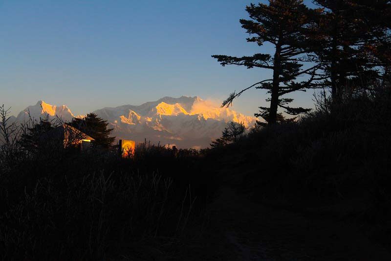 sleeping buddha from sandakphu